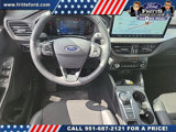 Used 2025 Ford Escape SE image 4