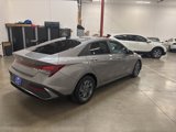 Used 2024 Hyundai Elantra SEL image 5