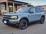 Used 2021 Ford Bronco Sport Outer Banks w/ Outer Banks Package (96D) image 3