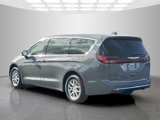 New 2025 Chrysler Pacifica Select image 3