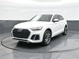 Certified 2022 Audi Q5 2.0T Premium w/ Convenience Package image 3