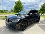 Used 2022 Volkswagen Tiguan SE R-Line image 4