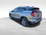 Used 2024 GMC Terrain SLT image 4