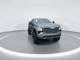 Used 2024 Chevrolet Silverado 1500 High Country w/ High Country Premium Package image 3