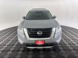 New 2025 Nissan Pathfinder Platinum image 2
