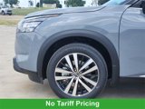New 2025 Nissan Pathfinder Platinum image 6
