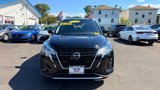 Used 2024 Nissan Kicks SV image 3