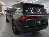 New 2025 Lincoln Navigator Reserve image 4