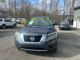 Used 2014 Nissan Pathfinder S image 2