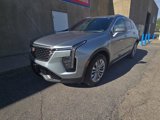 Used 2024 Cadillac XT4 Premium Luxury image 3