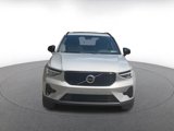 Used 2024 Volvo XC40 B5 Core image 4