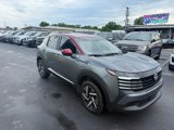 Used 2025 Nissan Kicks SV image 2