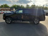 New 2025 Chevrolet Suburban Z71 w/ Comfort Package image 5