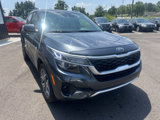 Used 2021 Kia Seltos EX image 4