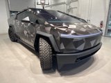 Used 2024 Tesla Cybertruck AWD Crew Cab image 4