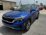 Used 2021 Kia Seltos EX image 3