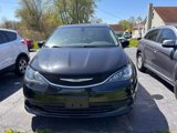 Used 2017 Chrysler Pacifica LX image 3