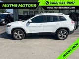 Used 2019 Jeep Cherokee Limited w/ Luxury Group image 3