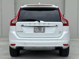Used 2017 Volvo XC60 T6 Inscription w/ Climate Package image 4