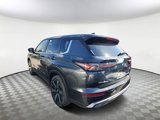 New 2025 Mitsubishi Outlander SE image 3