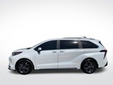 New 2025 Toyota Sienna Platinum image 2
