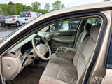 Used 2005 Chevrolet Impala Sedan w/ Preferred Equipment Group image 5