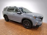 New 2025 Honda Pilot Touring image 2