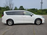 Used 2020 Chrysler Voyager Lxi image 4
