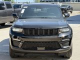 New 2025 Jeep Grand Cherokee Limited w/ Black Appearance Package image 3
