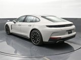 Used 2025 Porsche Panamera image 3