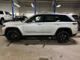 New 2025 Jeep Grand Cherokee Altitude image 2