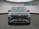 New 2025 Volkswagen Atlas Peak Edition SE image 3