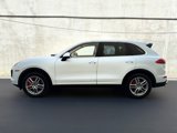 Used 2016 Porsche Cayenne Turbo image 5