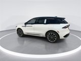 New 2025 Lincoln Nautilus Reserve image 5