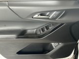 Used 2025 Chevrolet Equinox LT w/ Convenience Package II image 3