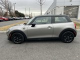 Used 2020 MINI Cooper 2-Door Hardtop image 5