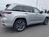 Certified 2024 Jeep Grand Cherokee Overland w/ Luxury Tech Group IV image 4