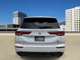 New 2025 Mitsubishi Outlander SEL image 4