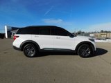 New 2025 Ford Explorer Active w/ Active Comfort Package image 2