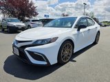 Used 2024 Toyota Camry SE image 3
