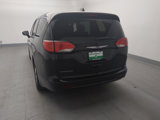 Used 2022 Chrysler Voyager LX image 6