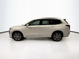 Used 2024 Cadillac XT6 Premium Luxury w/ Technology Package image 5