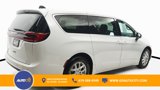Used 2023 Chrysler Pacifica Touring-L image 6
