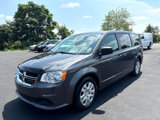 Used 2018 Dodge Grand Caravan SE w/ UConnect Hands-Free Group image 2