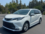 Used 2023 Toyota Sienna XLE image 3