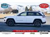 New 2025 Jeep Grand Cherokee Altitude image 6