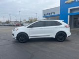 Used 2024 Ford Edge SE w/ Black Appearance Package image 2