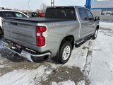 Used 2023 Chevrolet Silverado 1500 LT image 3