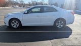 Used 2016 Chevrolet Malibu LT image 4