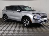 New 2025 Mitsubishi Outlander SE image 2